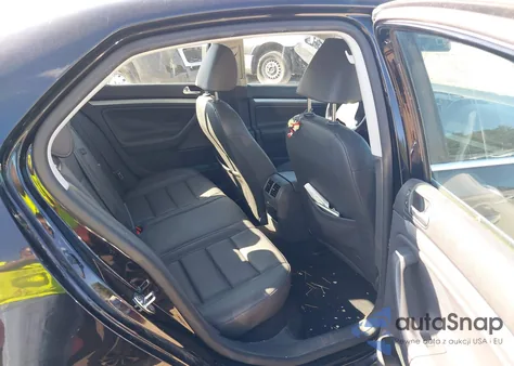 2009 Volkswagen Jetta Se/Sel z USA, uszkodzony, nr VIN 3VWRZ71K19M072595